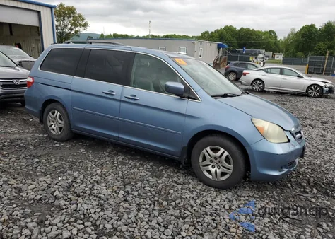 2006 Honda Odyssey Exl from USA, damaged, VIN 5FNRL38716B032192